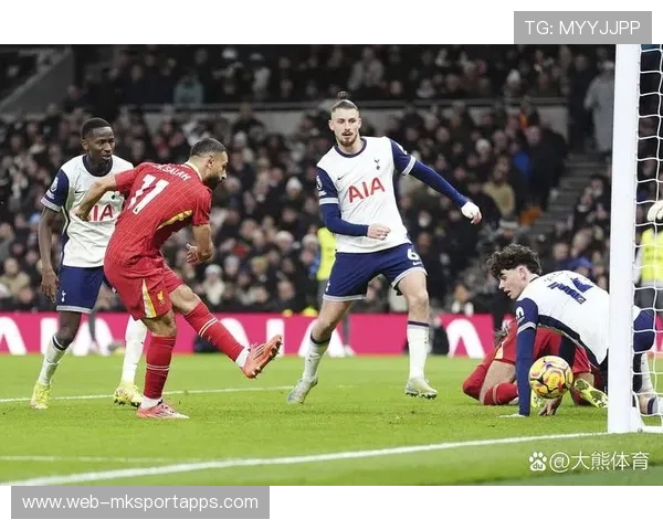 热刺报价罗伯逊，利物浦态度逐渐松动，热刺克星利物浦